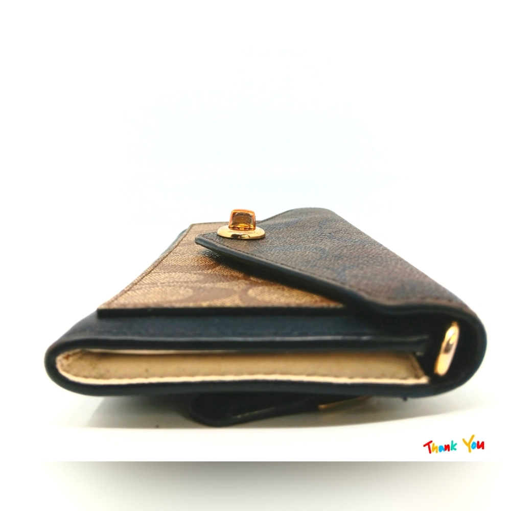 Coach Monogram Wallet - Picture 4 of 6